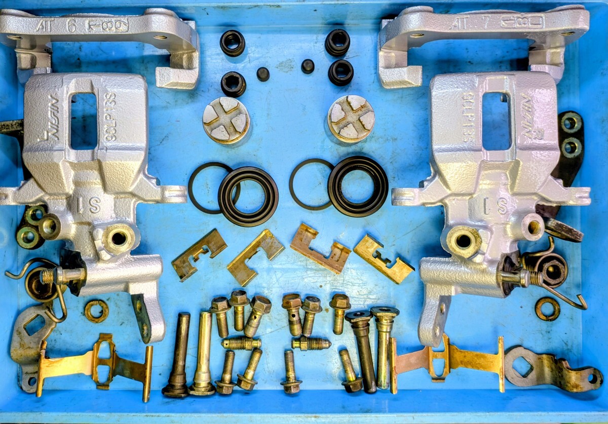 ビートPP1キャリバー前后セット涂裝済(艶有シルバー)