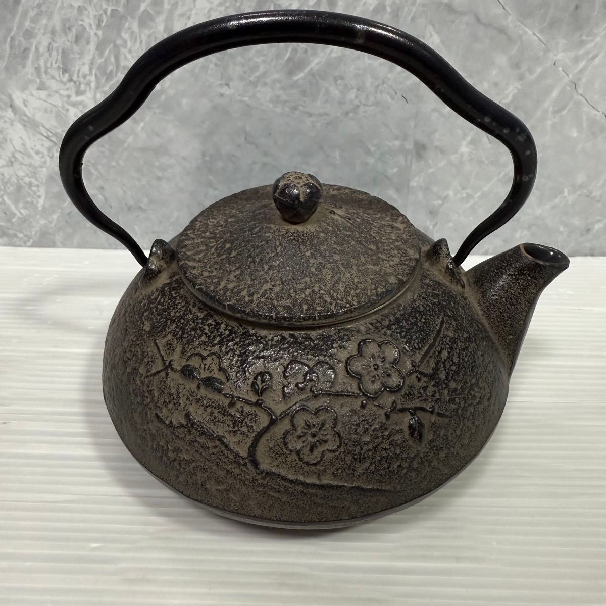 南部鉄器 急須　京焼・清水焼の蓋　西川貞三郎商店　伝統工芸品　希少　コラボ商品　【南部鉄器/箱付き・未使用】_画像5