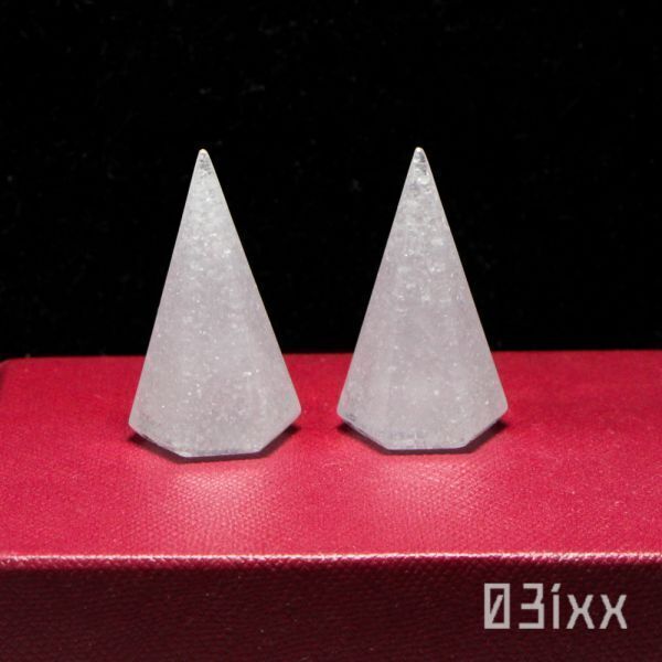 【送料無料・即決】盛塩 六角錐ミニ 白白 2点セット 浄化 お守り 新年 新生活 新春 盛り塩 塩のインテリア_画像1