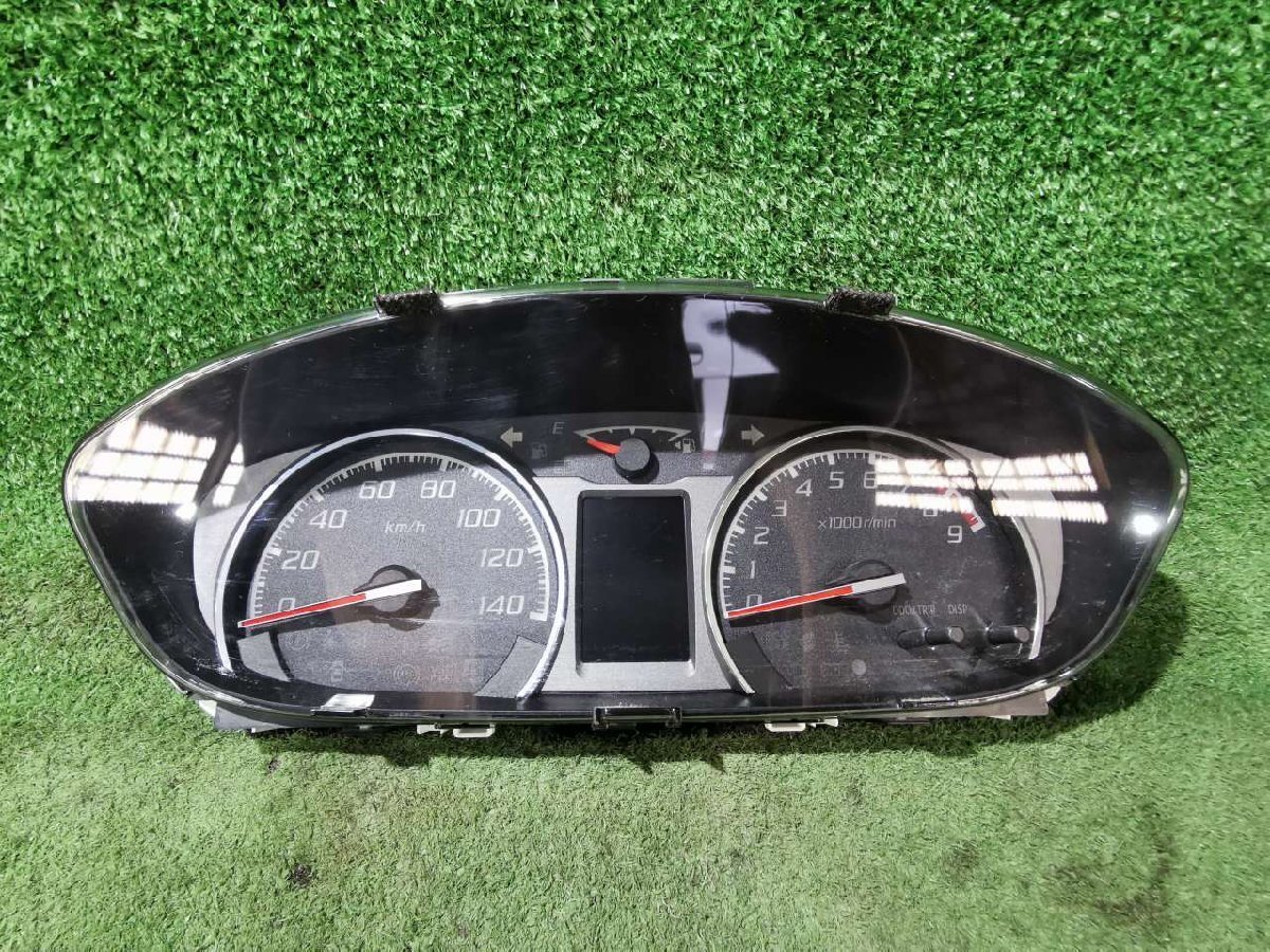 ☆☆LA100S LA110S ムーヴカスタム 純正メーター_画像3