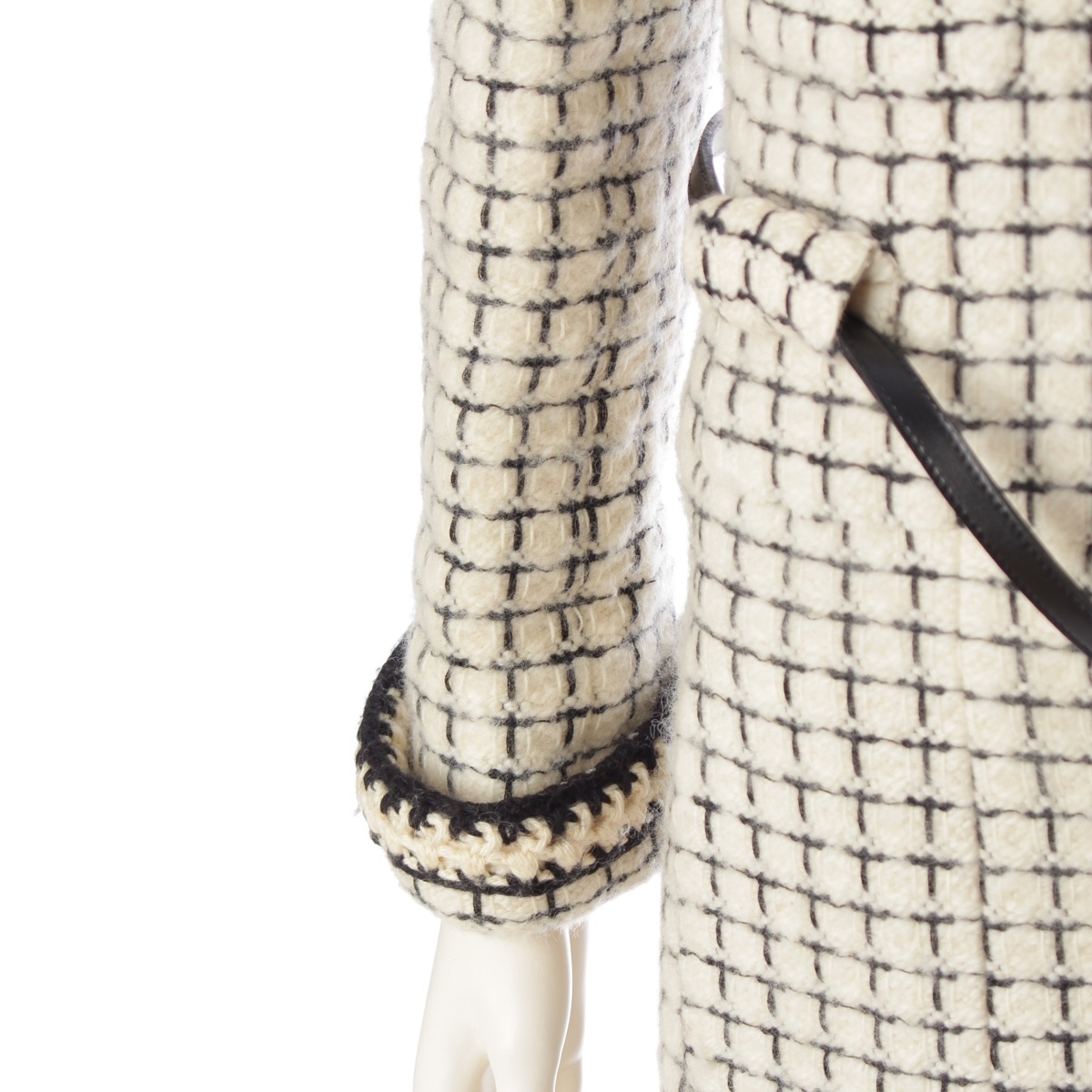 シャネル 00A ココマーク ウール ツイード コート アウター P16301 ホワイト ブラック 42【中古】_画像6