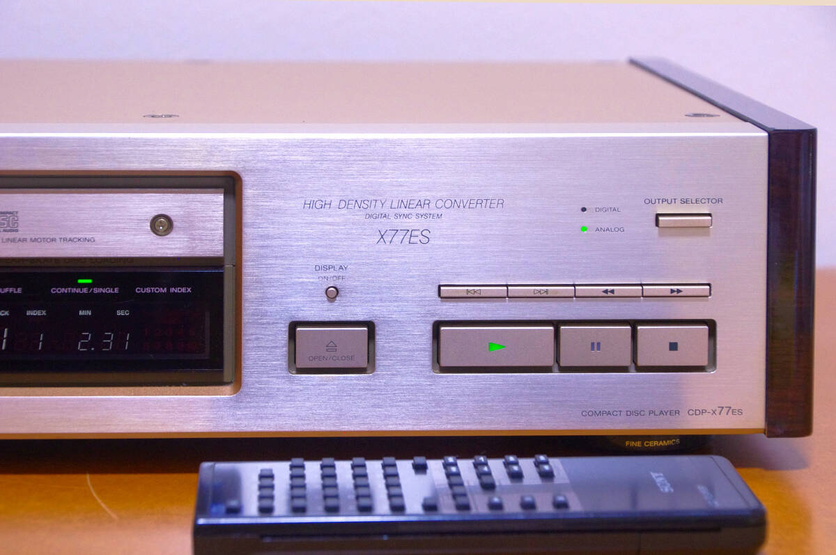 ＣＤＰ-Ｘ７７ＥＳ　ＳＯＮＹ黃金期の至寶　ソニー全盛期のフラッグシップ７シリーズ　完動機