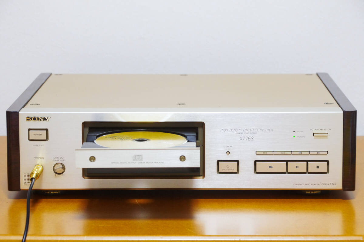 ＣＤＰ-Ｘ７７ＥＳ?。樱希危冱S金期の至寶　ソニー全盛期のフラッグシップ７シリーズ　完動機