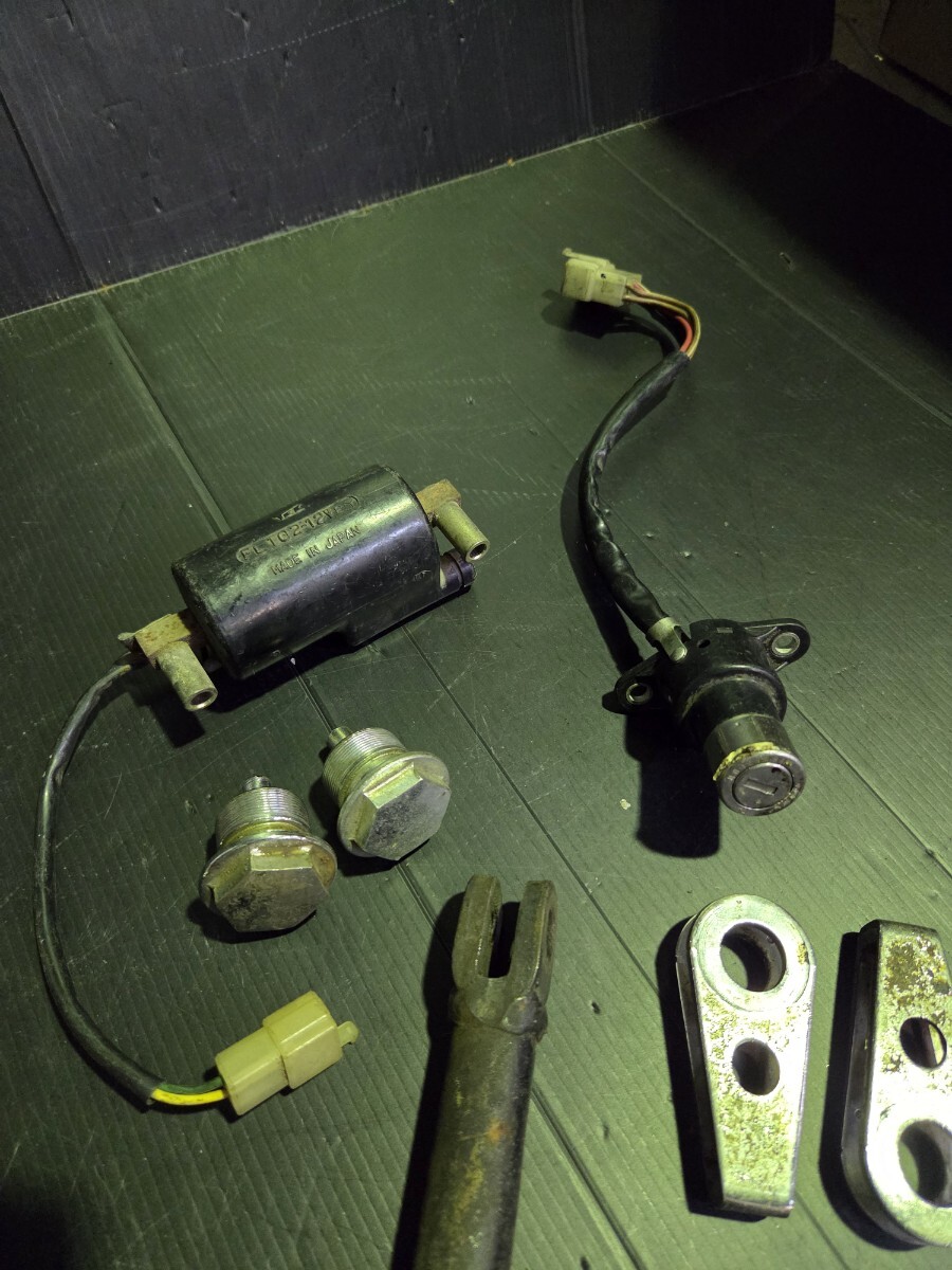 ホーク パーツセット 部品 CB250T CB400T CB250N CB400N バブ レバー トップブリッジ スタンド キー フォークキャップ アジャスター_画像6