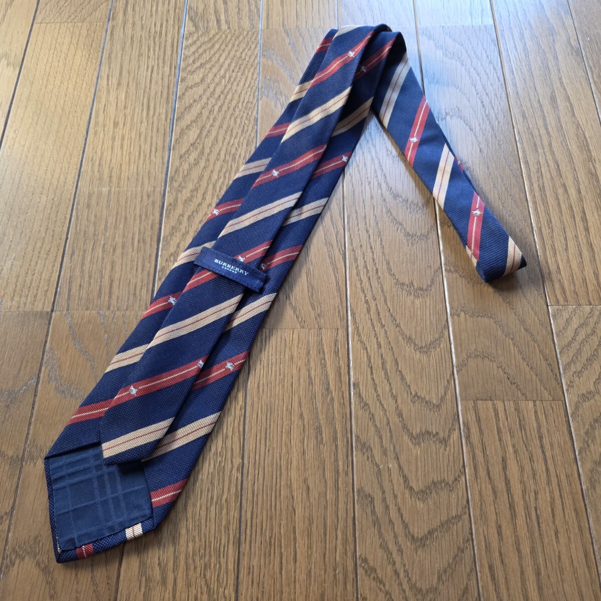 【美品】 BURBERRY LONDON バーバリー ロンドン ネクタイ ストライプ ネイビー ゴールド レッド ホースロゴ
