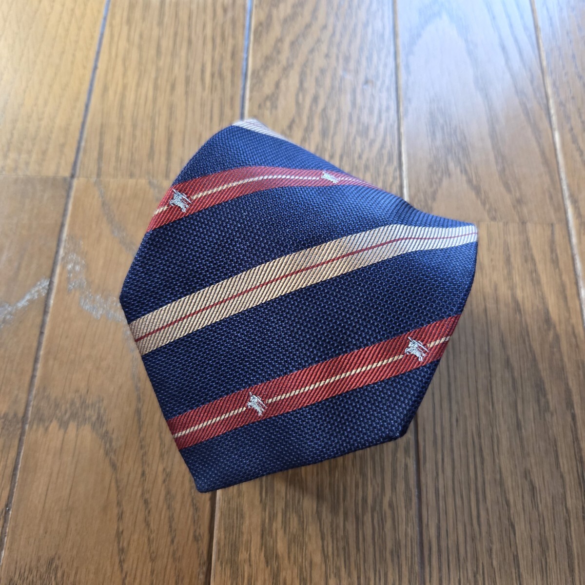 【美品】 BURBERRY LONDON バーバリー ロンドン ネクタイ ストライプ ネイビー ゴールド レッド ホースロゴ