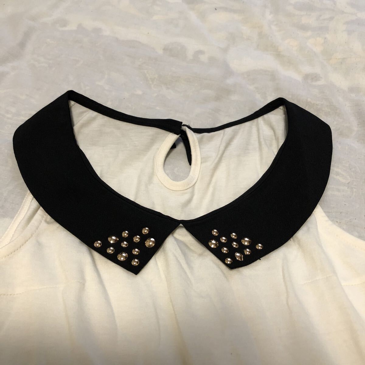 【未使用】INGNI ノースリーブ（M）　オフホワイト　タグ付_画像3