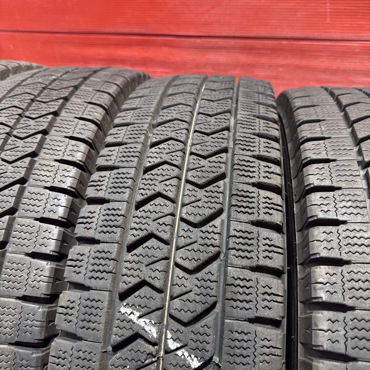 205/85R16 117/115N LT BRIDGESTONE BLIZZAK W989 205/85-16 ブリヂストン ブリザック ライトトラック 2023年国産 バリ山 6本_画像4
