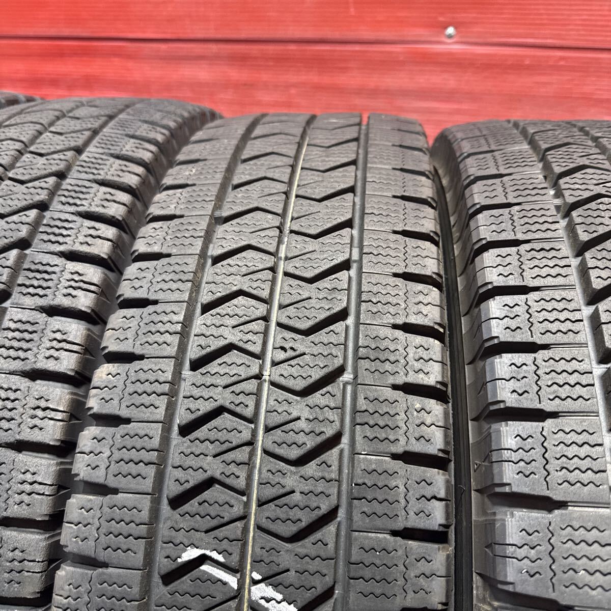 205/85R16 117/115N LT BRIDGESTONE BLIZZAK W989 205/85-16 ブリヂストン ブリザック ライトトラック 2023年国産 バリ山 6本_画像5