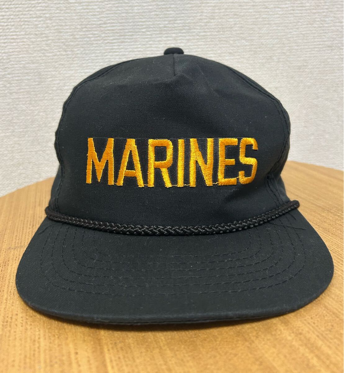 90's Vintage トラッカーキャップ スナップバック MARINES キャップ 帽子 刺繍キャップ 黒CAP USAヴィンテージ _画像1