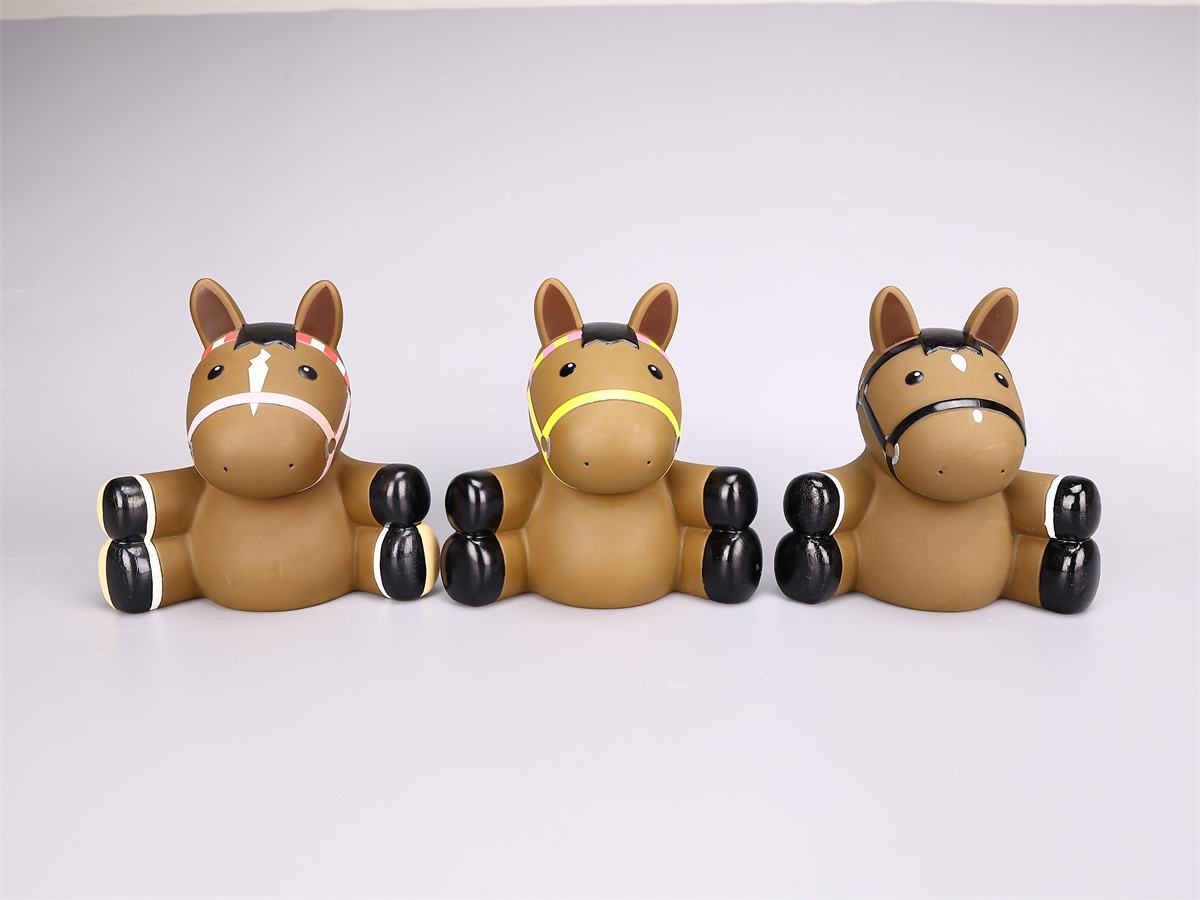 【玉】ZD560 競馬 名馬 第27回 第57回 第64回 日本ダービー 桜花賞 高松宮杯 貯金箱 3點