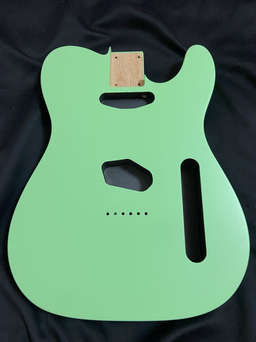 テレキャスター ボディ(No4)アルダーニトロサテン塗装サーフグリーンカラー_画像4
