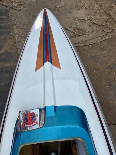 ★ジャンク品 全長約170cm 　当時物　ラジコンモーターボート中古品 【引き取り希望 千葉県千葉市稲毛区穴川付近 】★_画像6