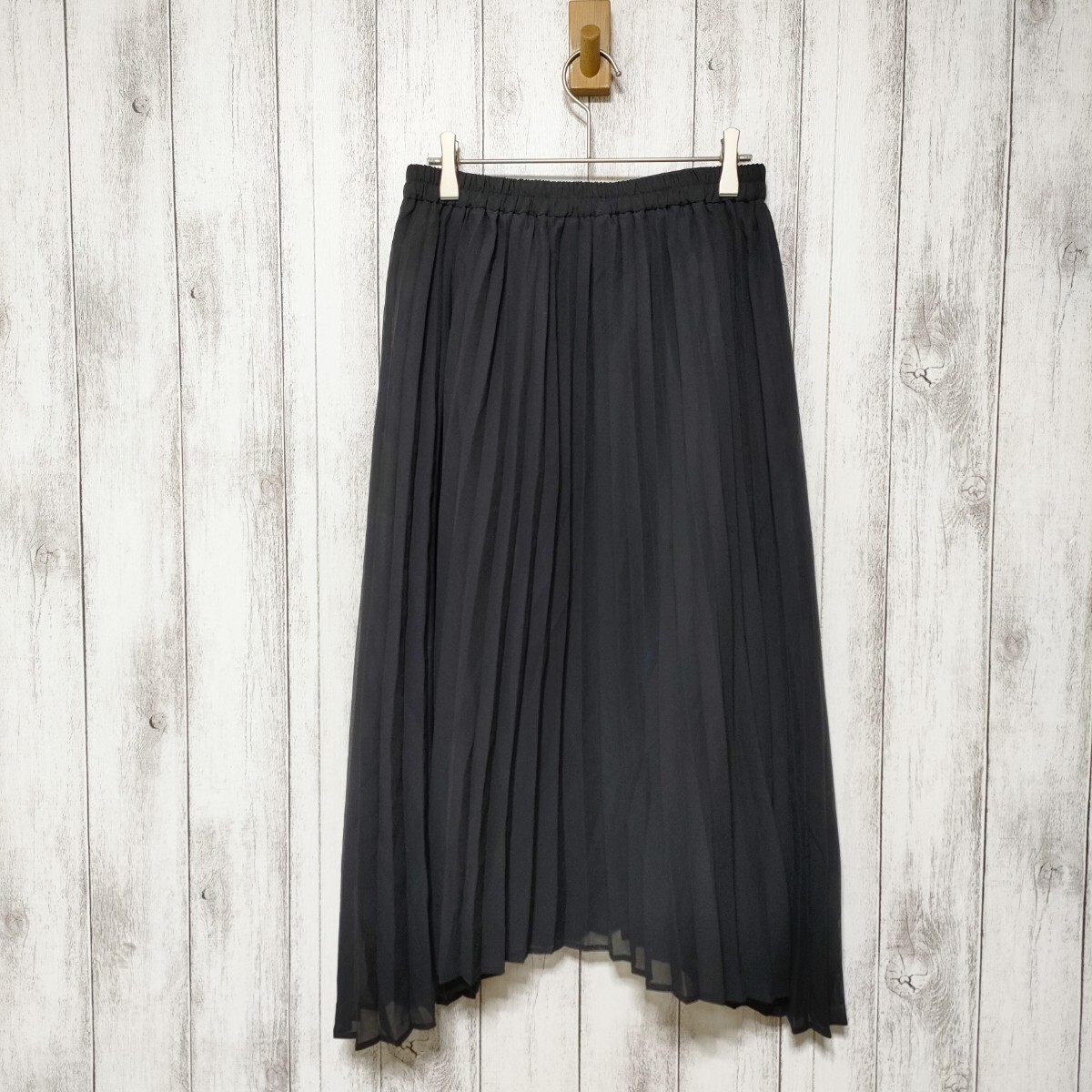 GU ジーユー (L)　ラウンドヘム プリーツスカート　ブラック_画像2
