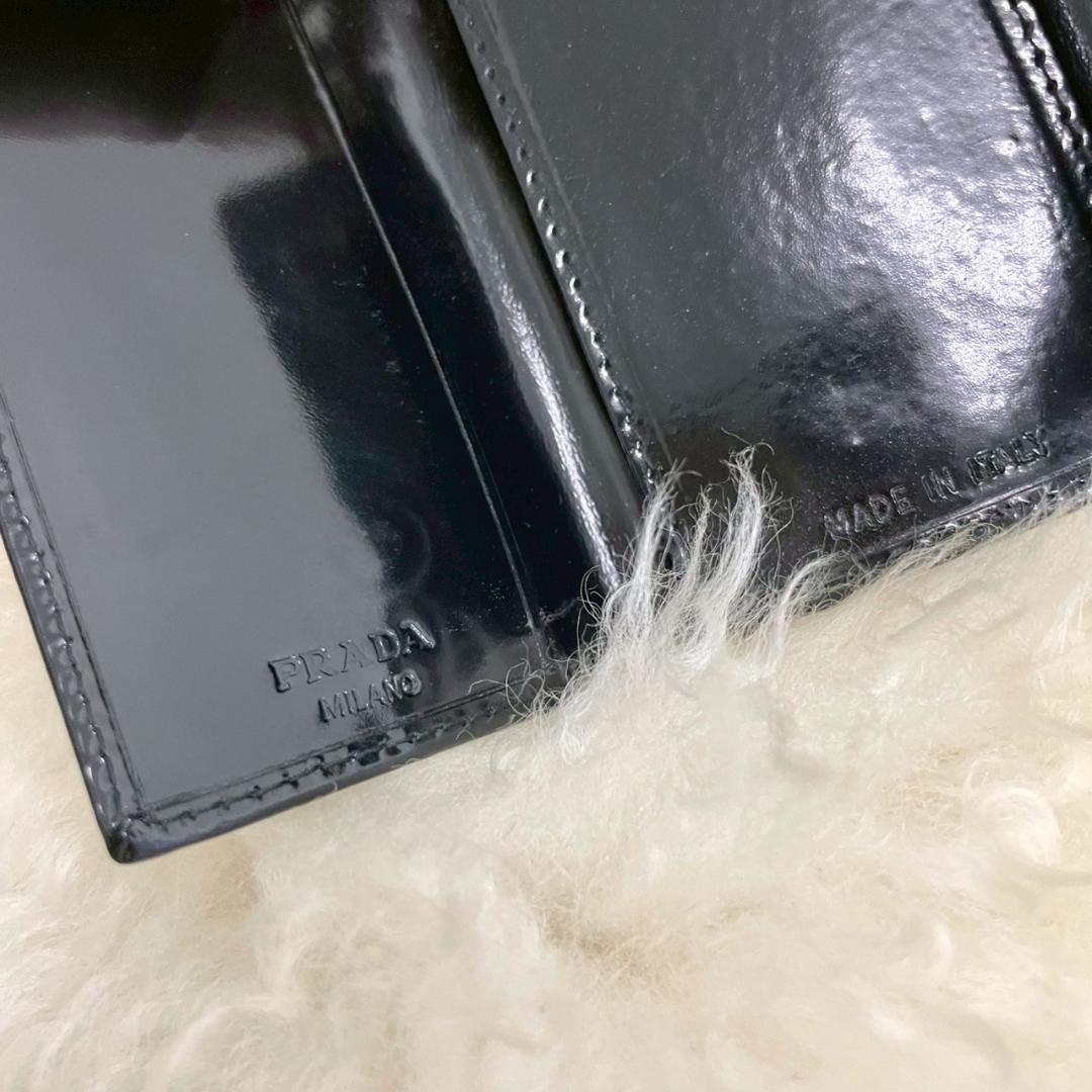 美品　PRADA　プラダ　6連　キーケース　パテントレザー　ブラック_画像5