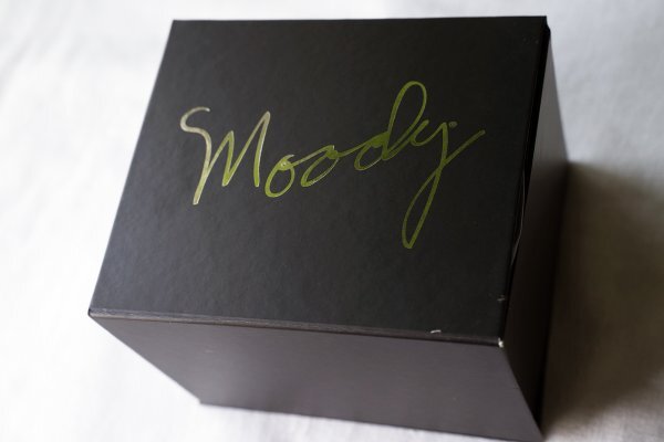 MOODY STRAPS 4.0 Inch Black /Tobacco Leather Long Tail ギターストラップ_画像2