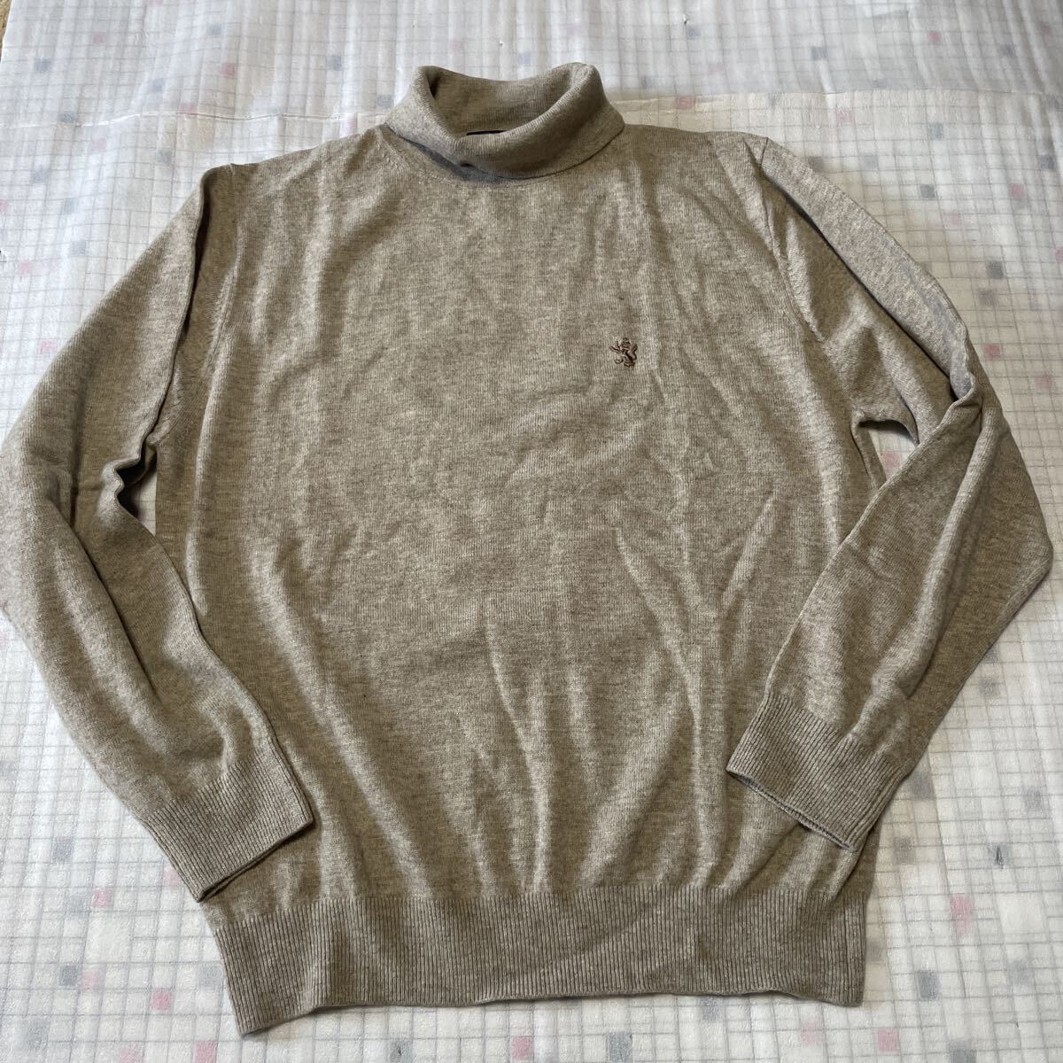 THE SCOTCH HOUSE メンズ タートルネック トップス セーター L ベージュ 三陽商会_画像1