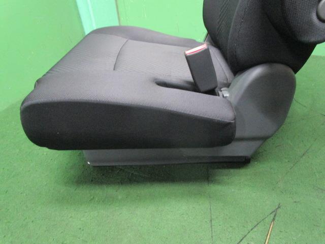 ワゴンR DBA-MH34S ドライバーシート スティングレーT 85303-72M10【岐阜発】_画像9