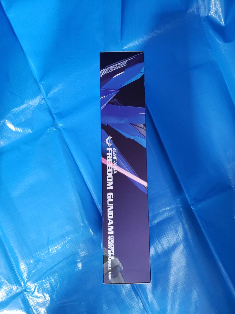 【未開(kāi)封品】　METAL BUILD フリーダムガンダム CONCEPT 2 SNOW SPARKLE Ver.