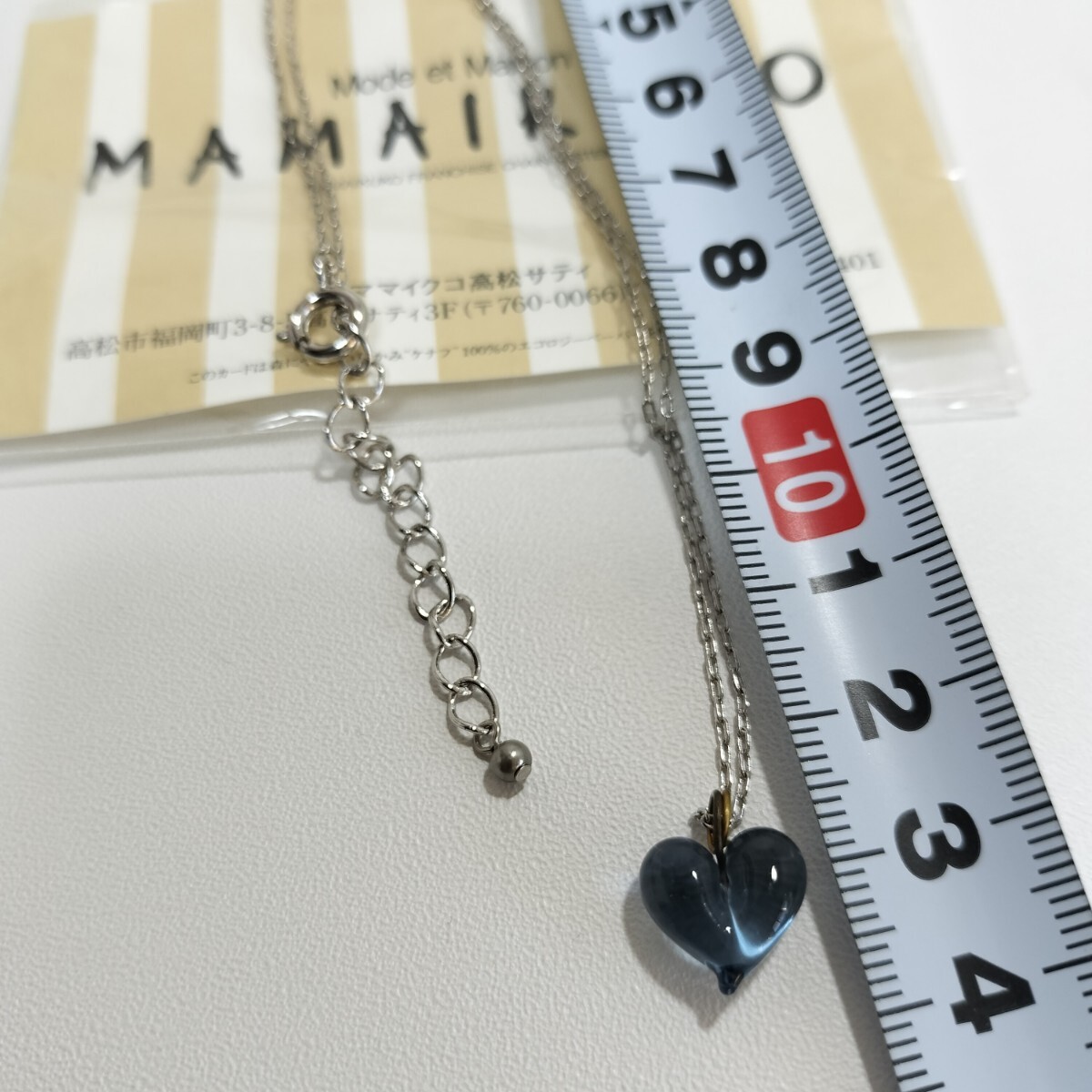 Mode et Maison MAMAIKUKO ママイクコ ガラスハートチャーム ネックレス ブルー系 未使用品 [ アクセサリー ペンダント]_画像3
