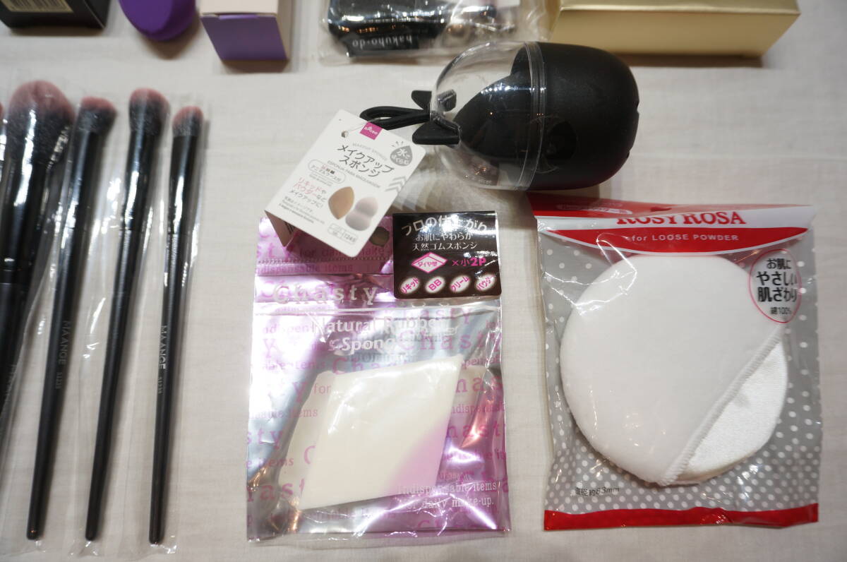 【2102A】大量！メイクブラシ パフ スポンジ まとめ売り SIXPLUS/ONLY MINERALS/MAANGE/華祥苑/EFFACE/SAIMDANG/HAKUHODO 他 熊野筆 