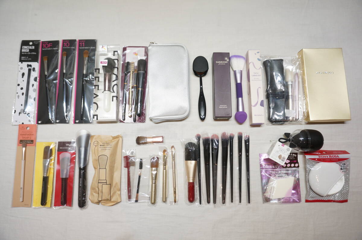 【2102A】大量！メイクブラシ パフ スポンジ まとめ売り SIXPLUS/ONLY MINERALS/MAANGE/華祥苑/EFFACE/SAIMDANG/HAKUHODO 他 熊野筆 