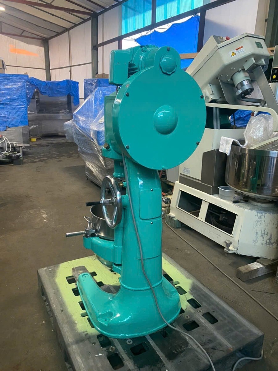 関東混合機工業ミキサー 【型 番】 CS型30 (30L) ミキサー 業務用 三相200V 厨房機器 製パン製菓動作確認済整備済_画像5