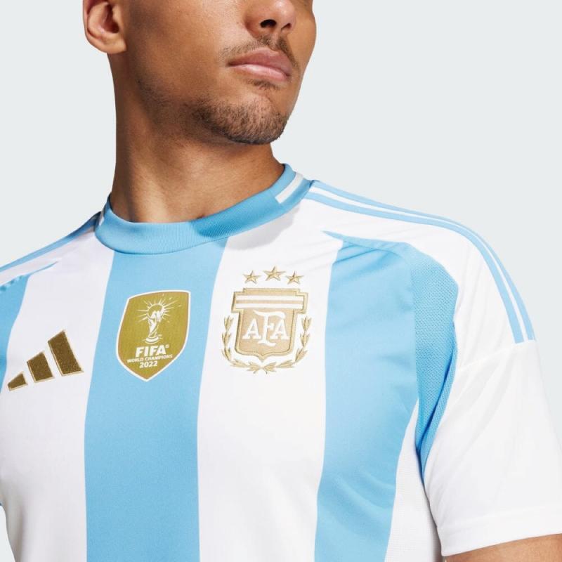 ?スピード発送 新品未使用 adidas ワールドカップ優(yōu)勝ワッペン アルゼンチン代表 2024ユニフォーム IXD49(ホワイト/ブルーバースト) M