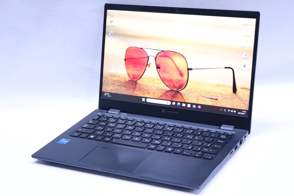 dynabook G83/HS i5 11世代 12G SSD256G 顔認証