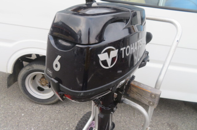 トーハツ船外機４スト６馬力ーs　タンクホース付機関良好
