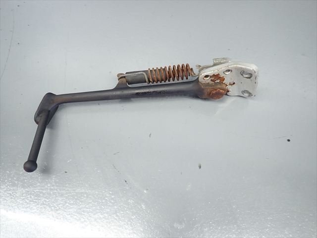 β250915-6 ヤマハ FZR250R 3LN (H2年式) 絶版！希少！ 純正 サイドスタンド 曲り無し！_画像2