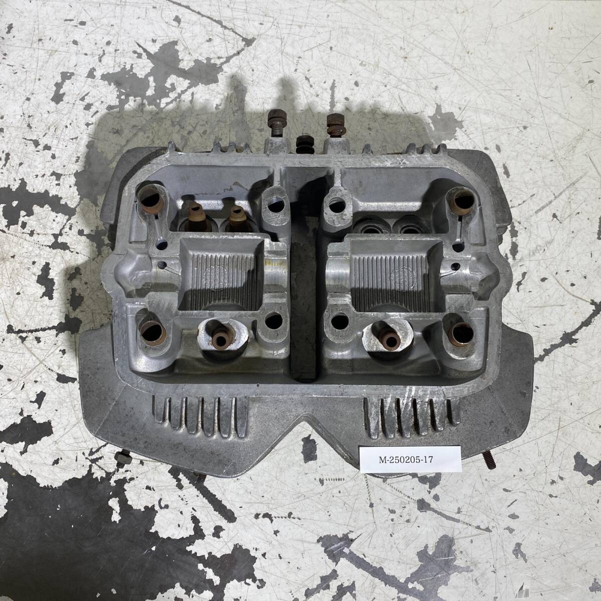 HONDA CB400T/CB250T シリンダーヘッド ホンダ_画像1