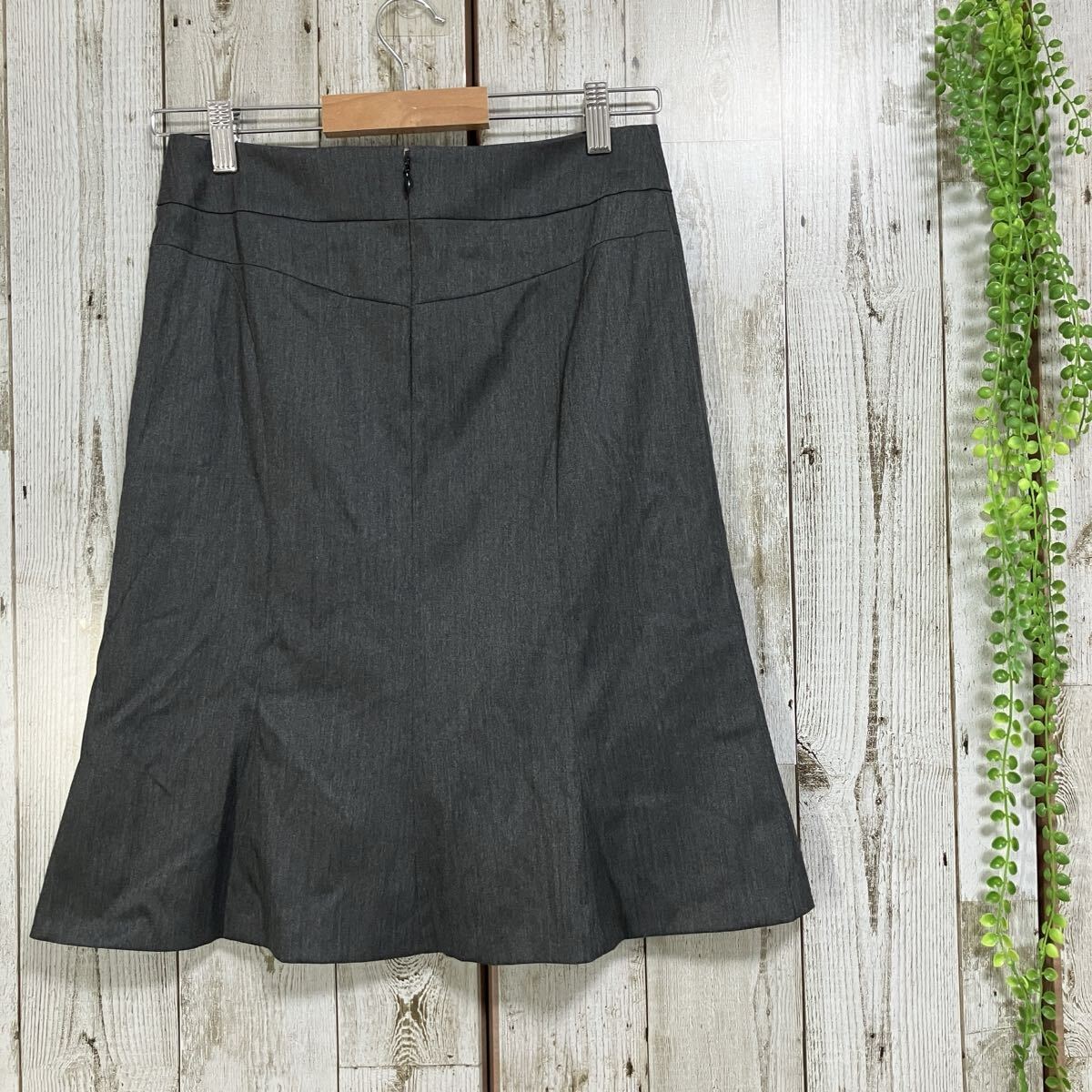 ☆UNTITLED アンタイトル☆美品☆日本製☆スカート ひざ丈 タイト グレー [2] M レディース 裏地あり ウール混 [送料無料☆匿名配送] g6031_画像5