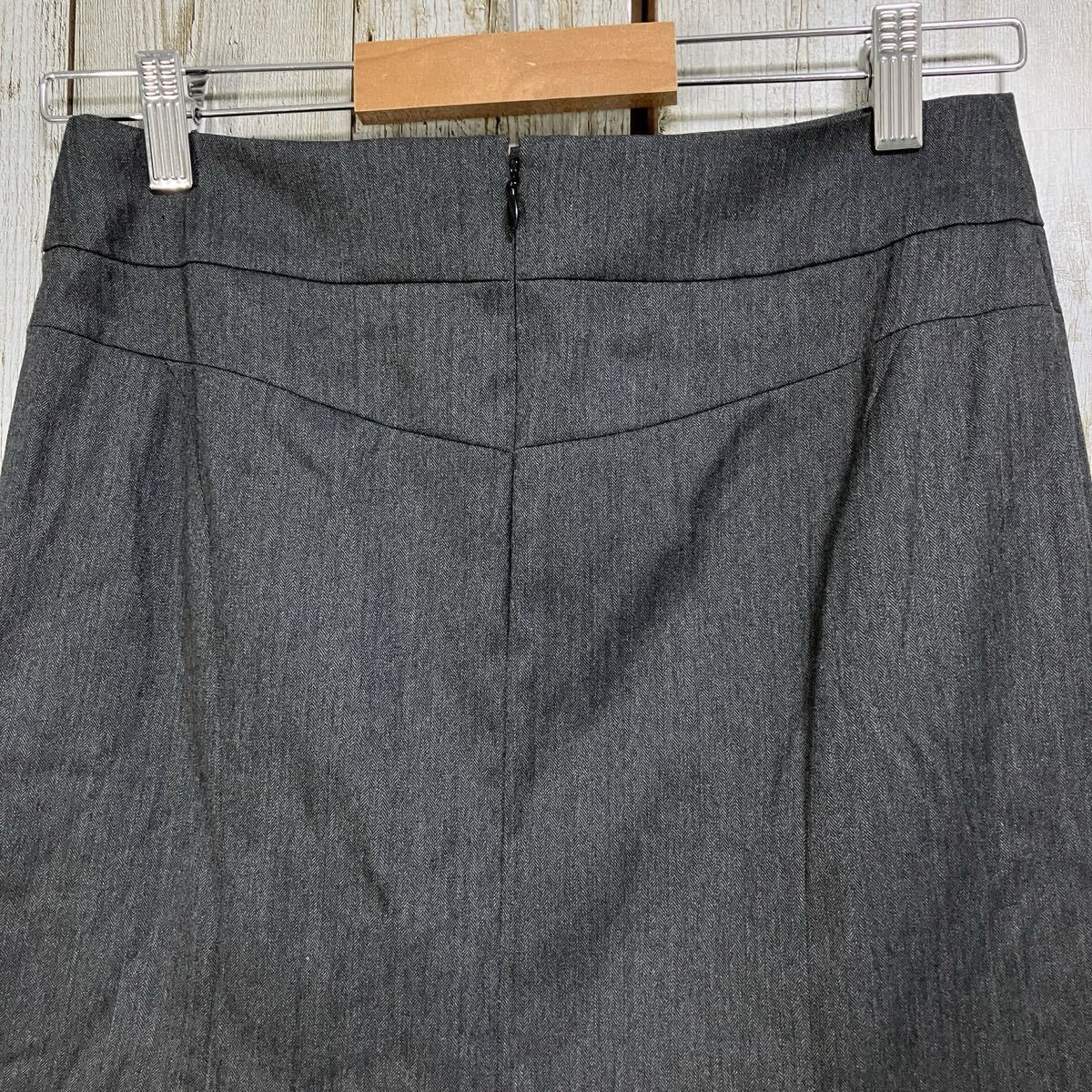 ☆UNTITLED アンタイトル☆美品☆日本製☆スカート ひざ丈 タイト グレー [2] M レディース 裏地あり ウール混 [送料無料☆匿名配送] g6031_画像6