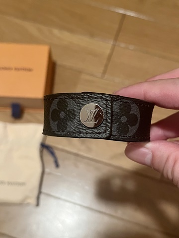 ルイヴィトン LOUIS VUITTON モノグラム エクリプス M6295 ブラスレ ホッケンハイム ブレスレット リストバンド グレー 黒 ブラック 箱付き_画像3