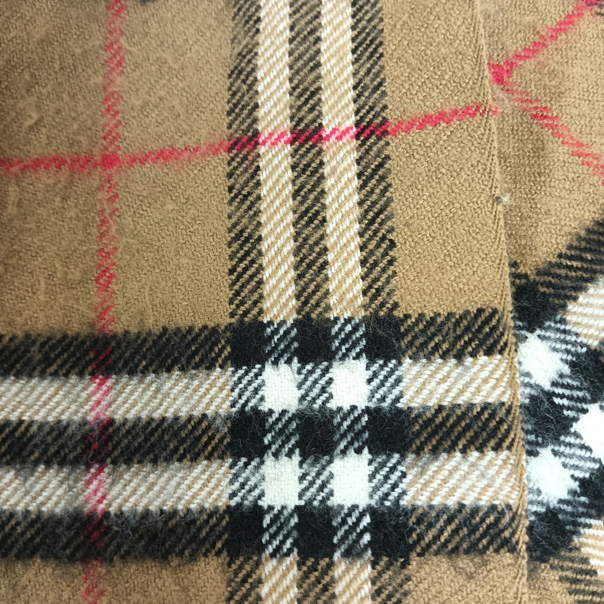 S[ BURBERRY]バーバリー　マフラー　チェック柄　 ストール　定番カラー　 ラムウール　大人気　茶色　フリンジ　海外ブランド