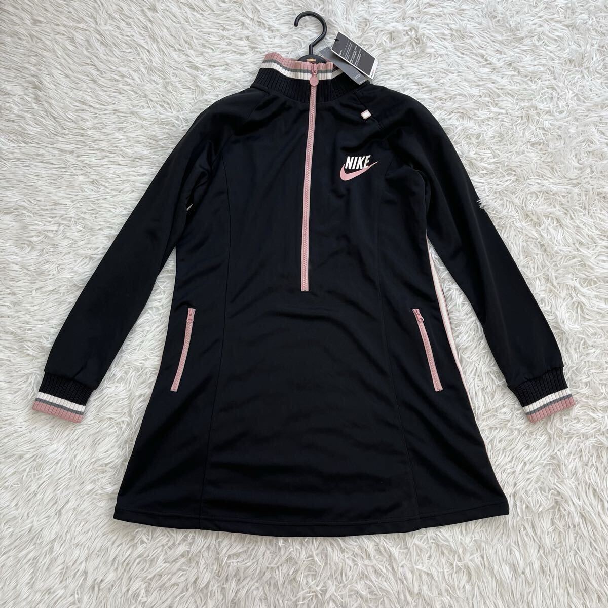 NIKE ロング丈長袖トラックジャケット　新品タグ付き　イヤホンホール　レディースMサイズ　ナイキ　ブラック黒　薄手　美ライン　吸汗速乾_画像5