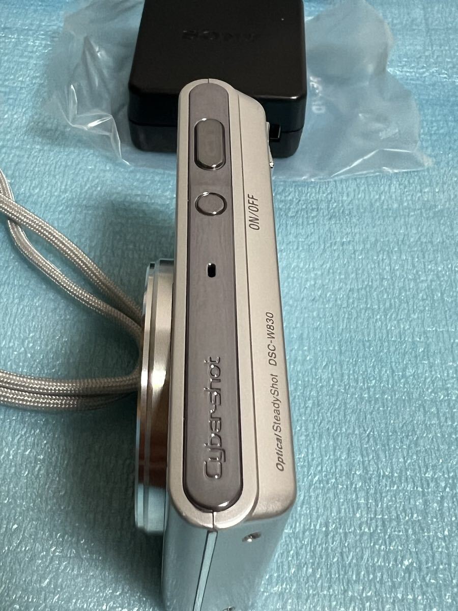 1円スタート ★極美品★ ソニー SONY Cyber-shot DSC-W830 コンパクトデジタルカメラ コンデジ　★元箱?取扱説明書?電池?充電器　完品