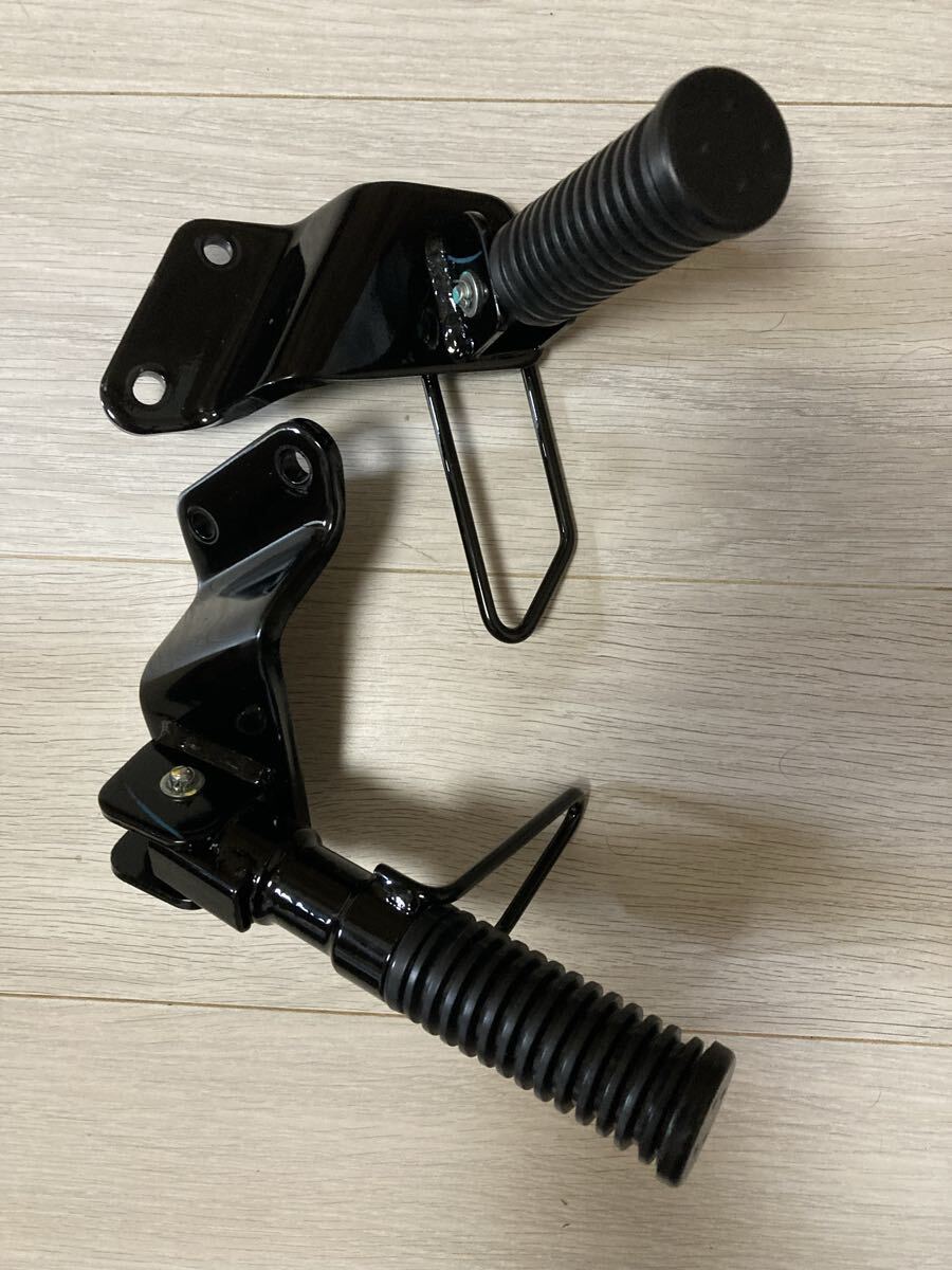 ハンターカブ　CT125 国内仕様外し純正タンデムステップ左右セット リアステップ_画像1