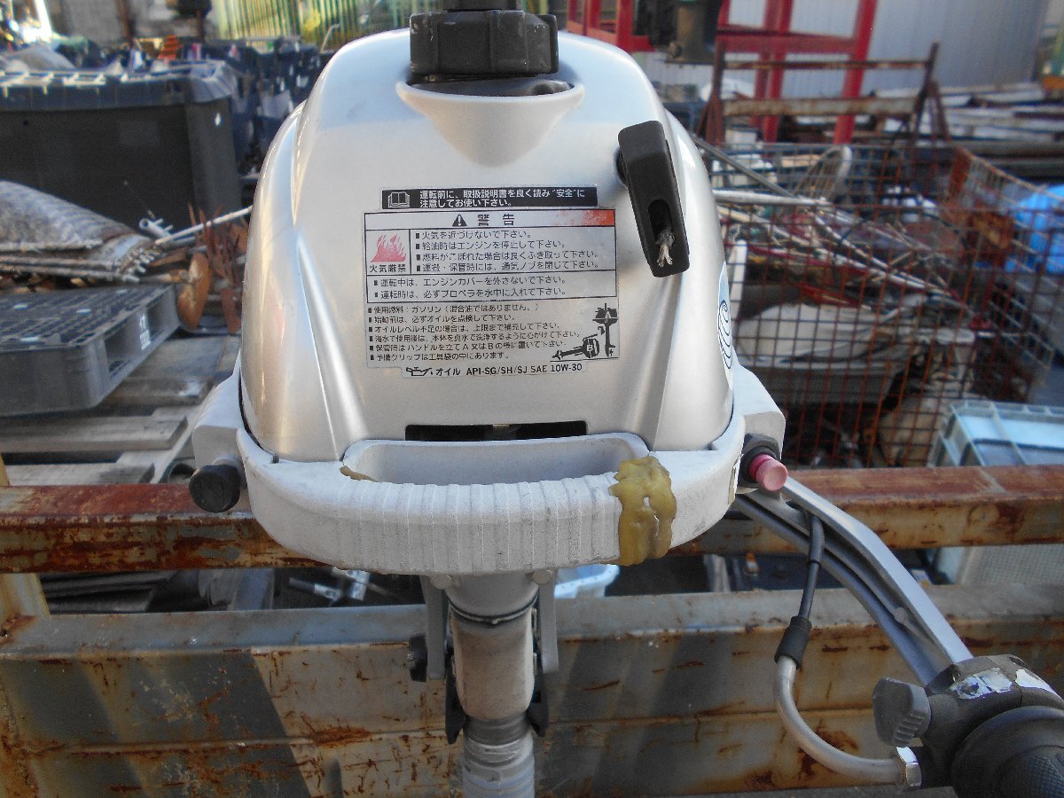 HONDA ホンダ 4スト 2馬力船外機 BF2D BZBF L足 2004年製 淡水のみで使用 バーハンドル チラーハンドル クランキングOK 27-940_画像8