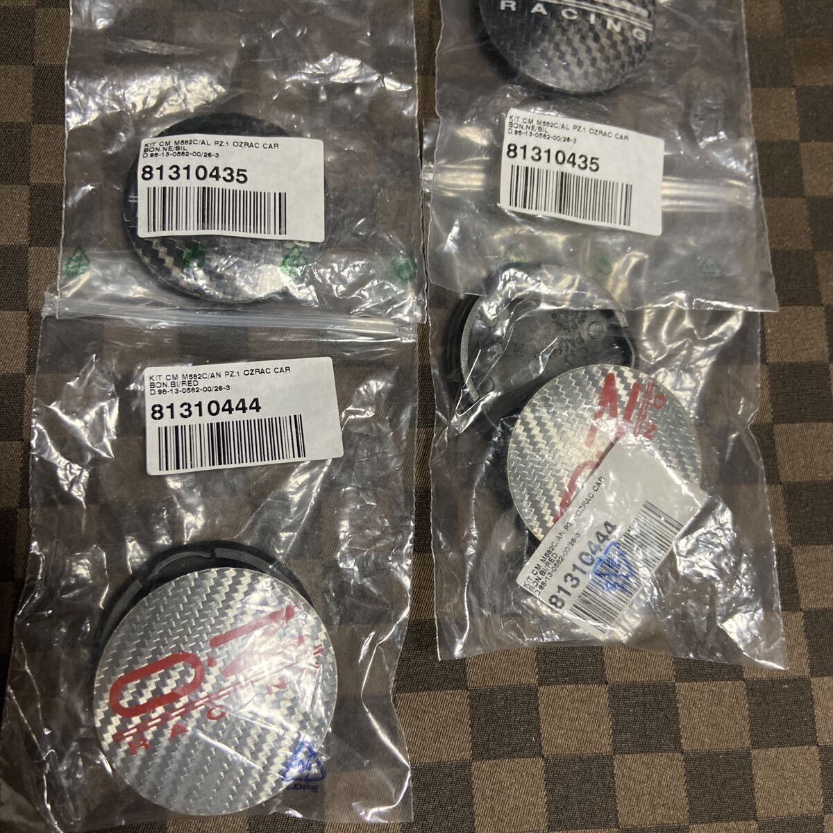 OZ RACINGセンターキャップ シルバー レッド ブラック OZ純正品 代理店取り寄せ_画像9