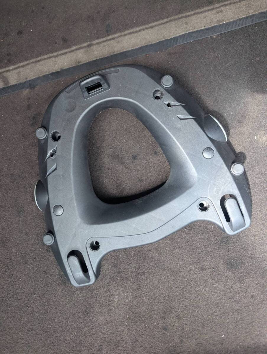 GIVI モノキーベース