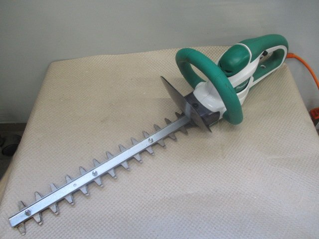 中古品　マキタ　350ｍｍ生垣バリカン　MUH355?。↖-12）