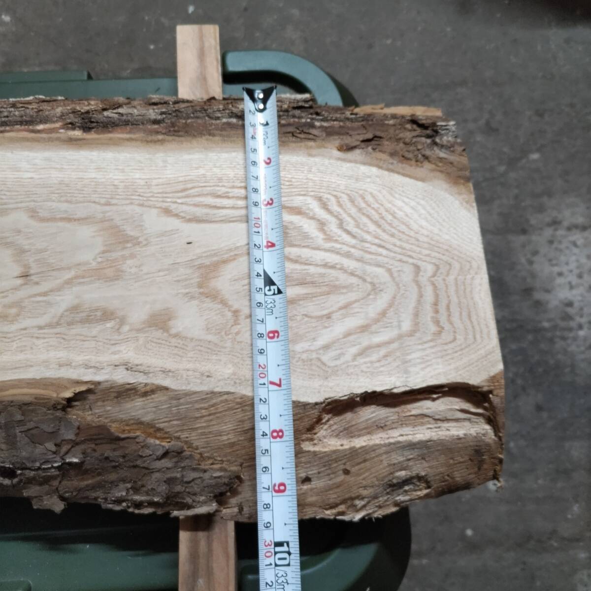 栗（E）栗の木 クリ 一枚板 長1000 幅300 厚40 未乾燥 未加工 粗挽き 無垢 天然木 耳付き板 花台 天板 テーブル板 店舗看板 DIY_画像5