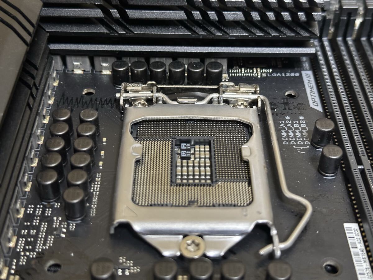 ASUS ROG STRIX Z590-E GAMING WIFI Intel Z590 1200 LGA ATX Desktop PCIe 4.0 Motherboard