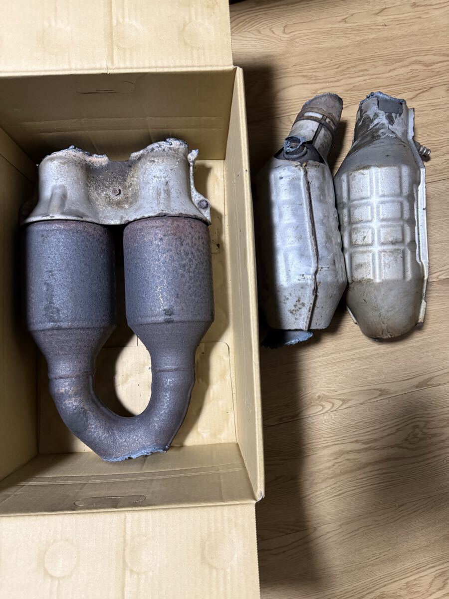 トヨタ?クラウン觸媒?送料無料?キャタライザー