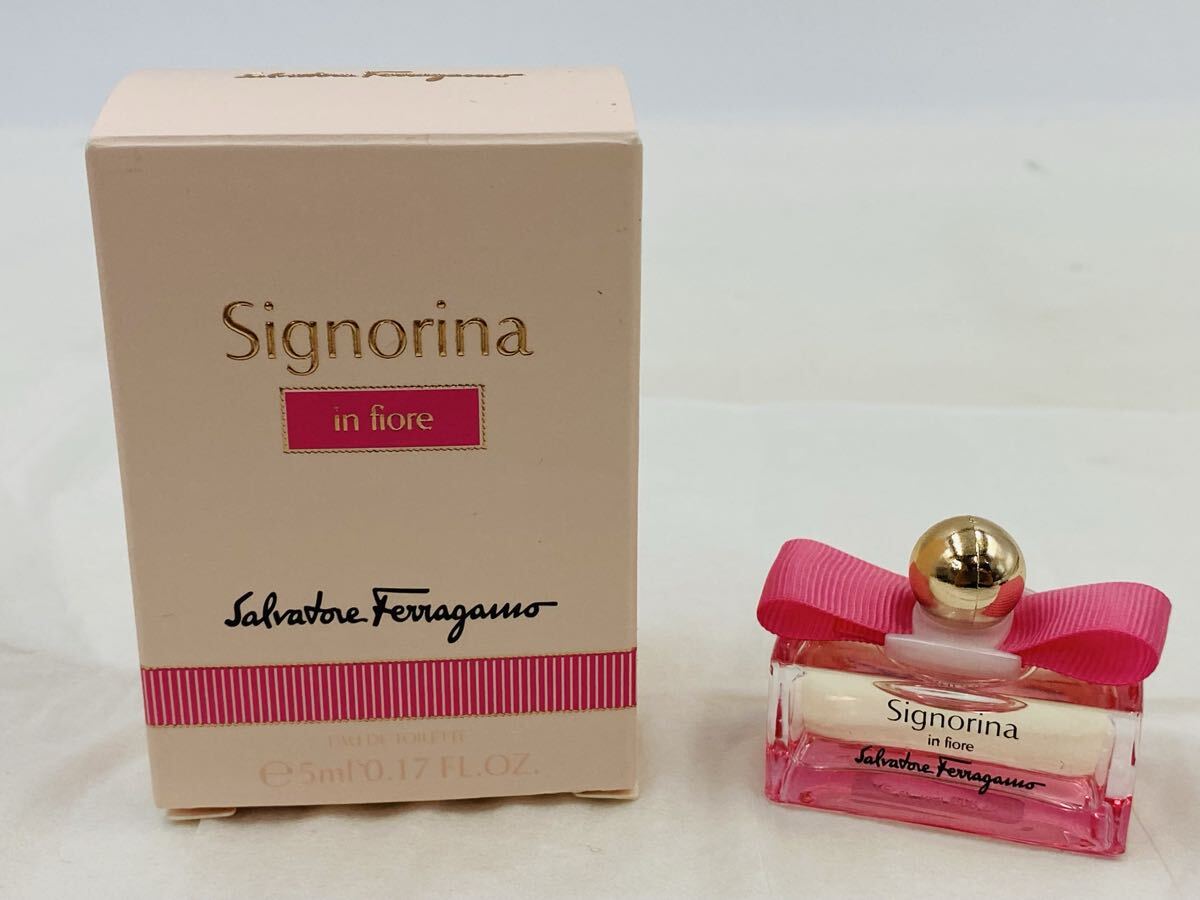 ▲ ほぼ満量 サルヴァトーレ フェラガモ Ferragamo シニョリーナ イン フィオーレ Signorina in fiore 5ml ミニボトル 香水 フレグランス
