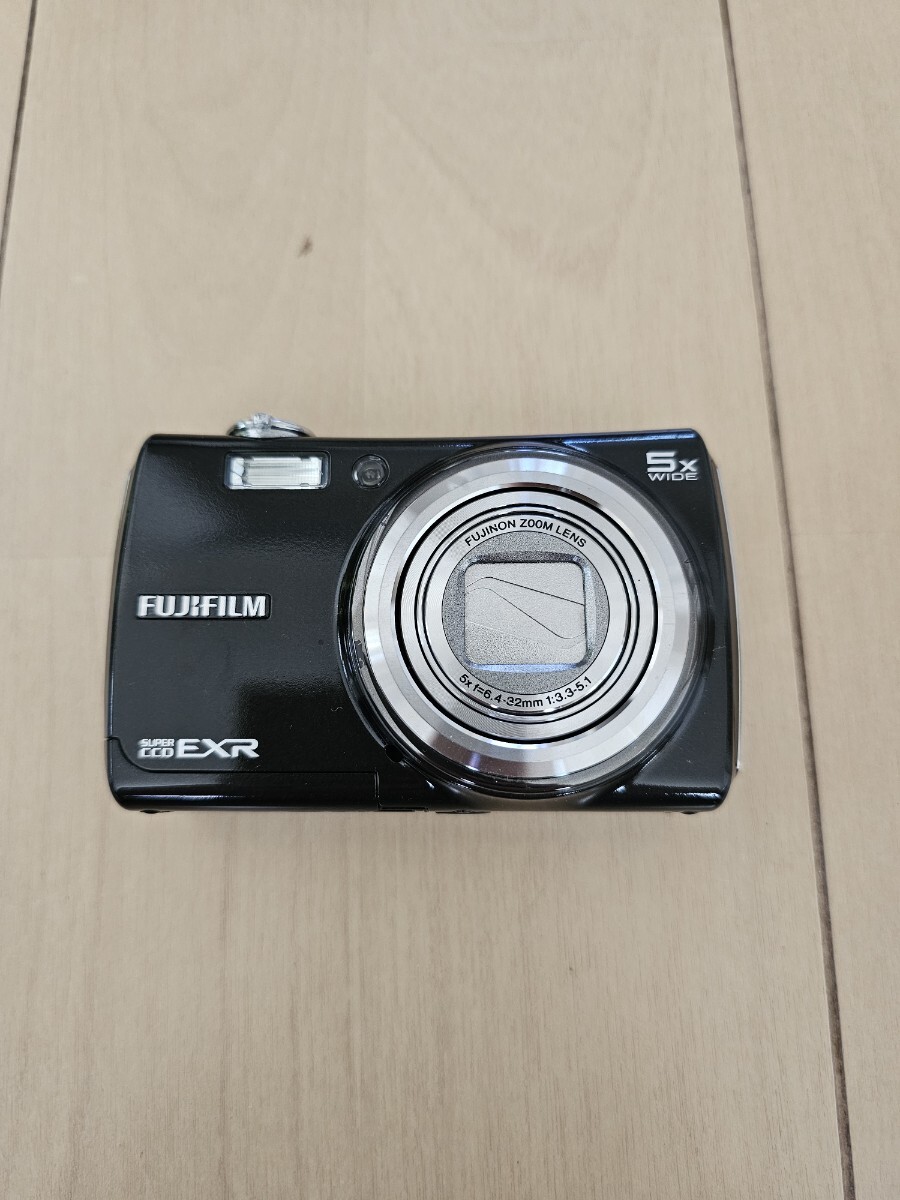 中古　FUJIFILM FinePix F200EXR コンパクトデジタルカメラ