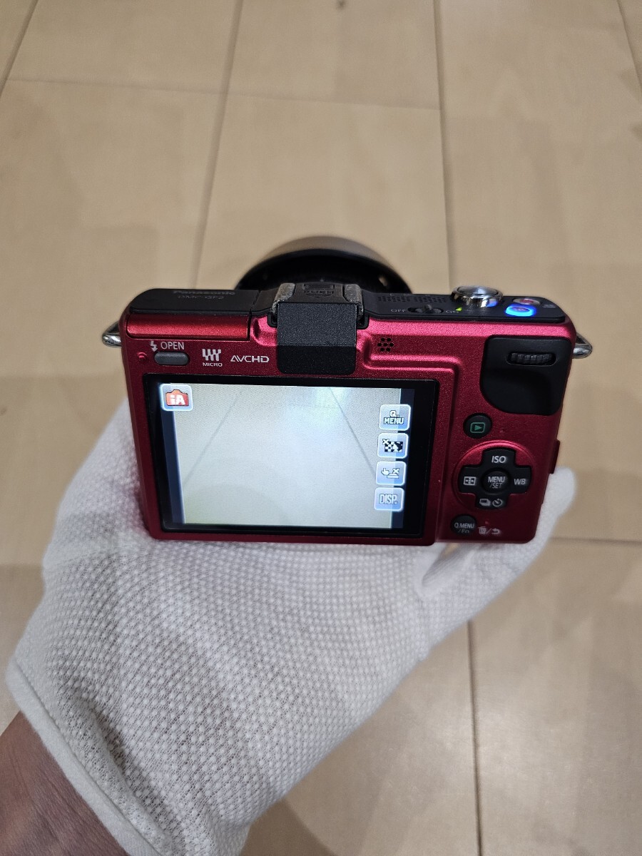 中古　Panasoninc LUMIX DMC-GF2 レンズキット ミラーレス一眼