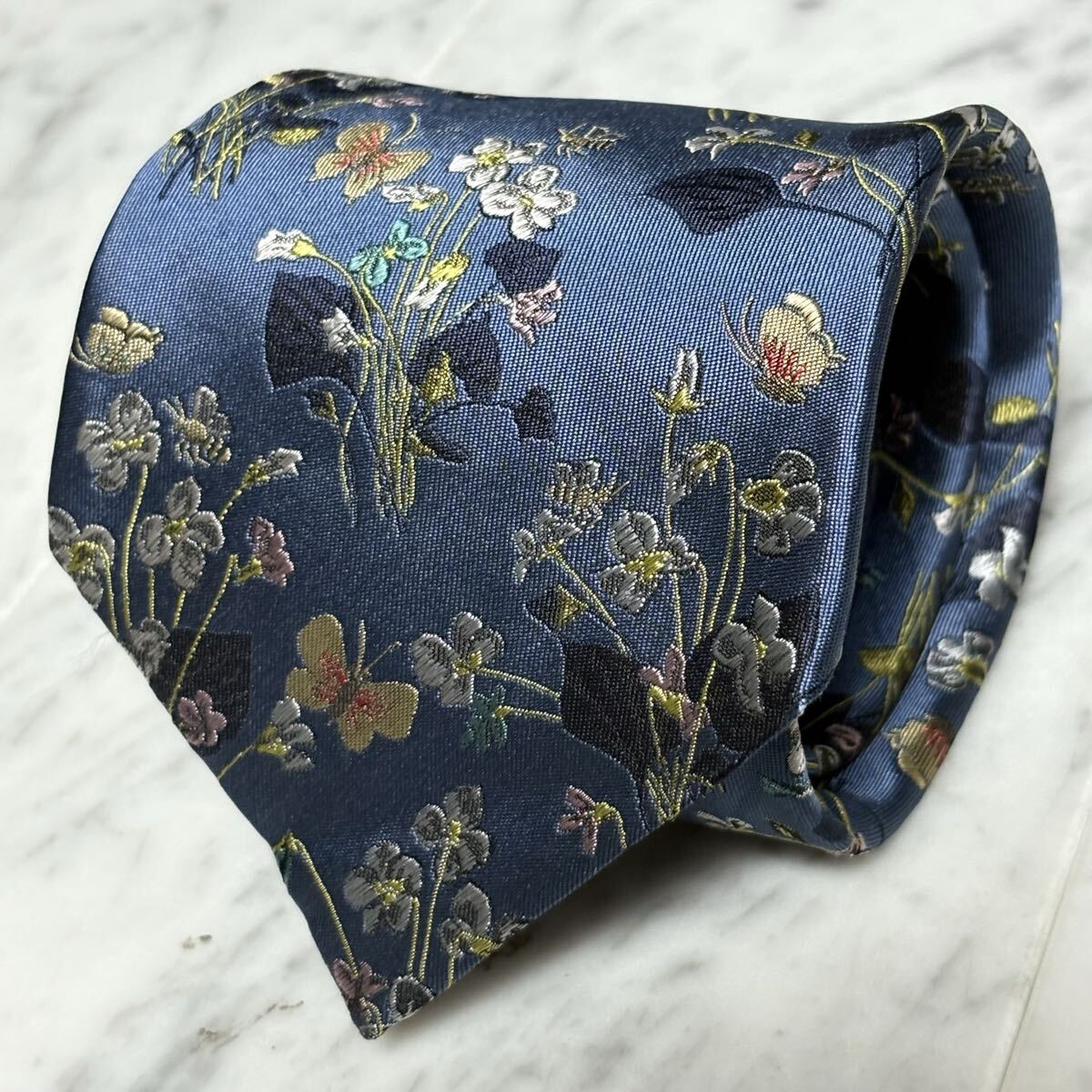 999円～ 銀座 田屋 ネクタイ ネイビー ボタニカル柄 マルチカラー 光沢 (B2)_画像1